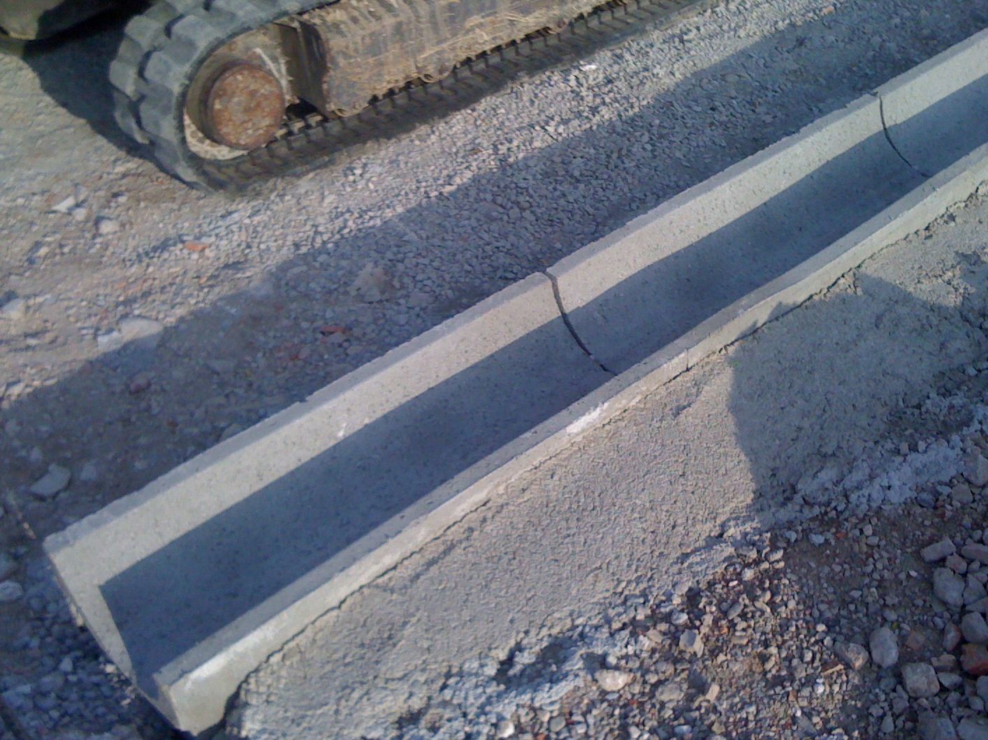 Canalette a giunto rapido - canalizzazioni-a-cielo-aperto cantiere di pordenone serie 300 - Canalette a giunto rapido canalizzazioni-a-cielo-aperto