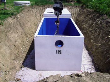 Große Mineralöl/Fettabscheider für erster Regenguss und mit kontinuierlicher Kärung 1 Große Mineralöl/Fettabscheider für erster Regenguss und mit kontinuierlicher Kärung fotosepgiganti